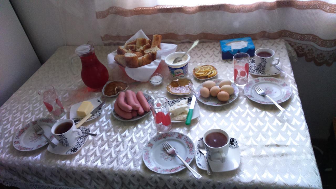 Arami Guest House Dilidzjan Buitenkant foto