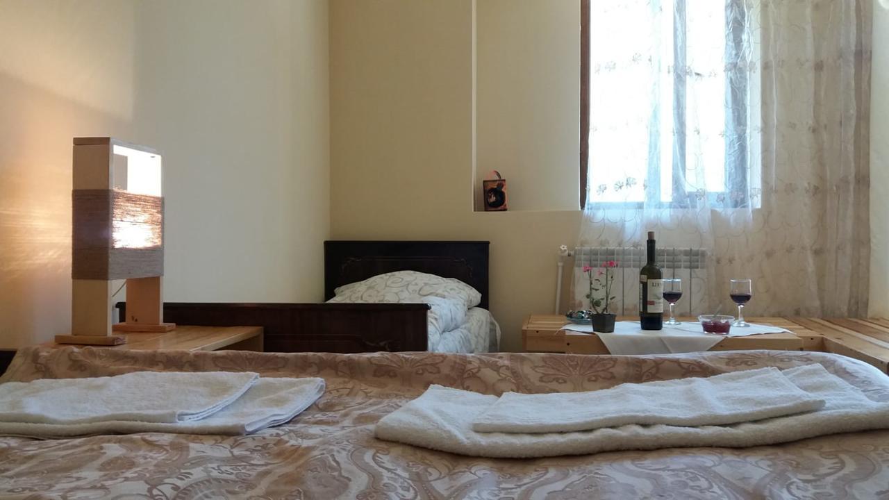 Arami Guest House Dilidzjan Buitenkant foto