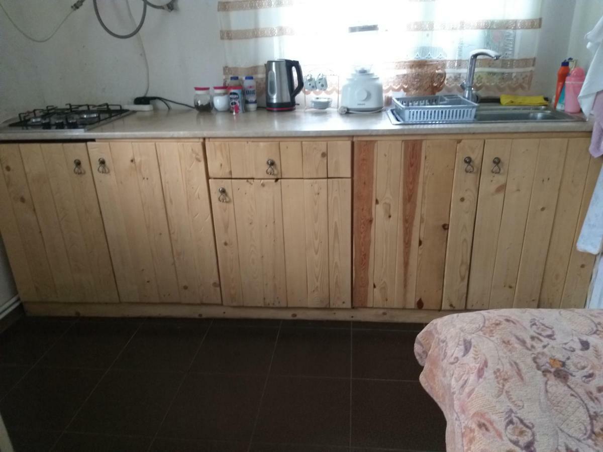 Arami Guest House Dilidzjan Buitenkant foto